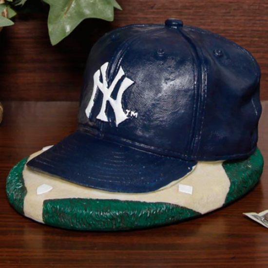 New York Yankees Resin Helmet Bank