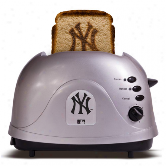 Nrw York Yankees Silver Team Logo Pro Toaster