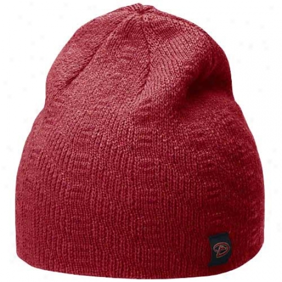 Nike Arizona Diamondbacks Ladies Red Knit Beanie