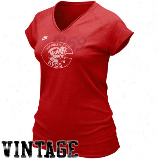 Nike Cincinnati Reds Ladies Red Cooperstown Bases Loaded V-neck T-shirt