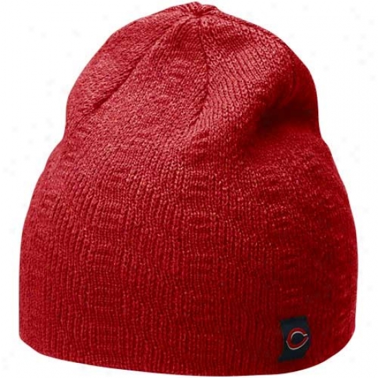 Nike Cincinnati Reds Ladies Red Knit Beanie