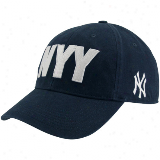 Nike New York Yankees Alpha Flex Fit Hat - Navy Blue