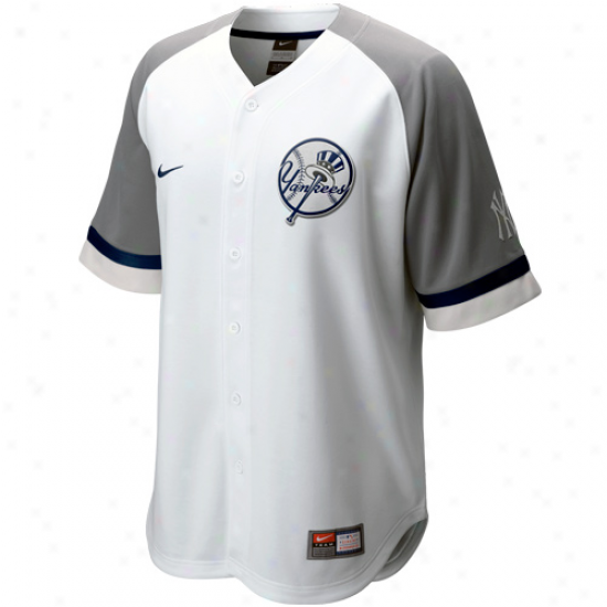 Nike Repaired York Yankees Baseball Fan Jersey - White