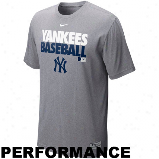 Nike New York Yankees Graphic Dri-fit Performance T-shirt - Ash