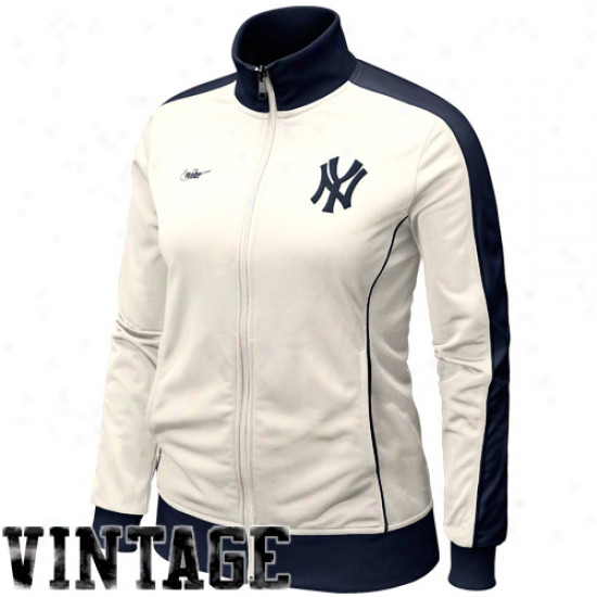 Nike New York Yankees Ladies White Cooperstown Full Zip Jacket