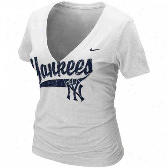 Nike New York Yankees Ladiees White Relay V-neck Tri-blend T-shirt