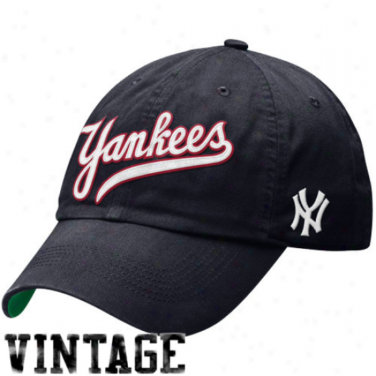 Nike New York Yankees Legacy 91 Relaxed Swoosh Flex Fit Hat - Navy Blue