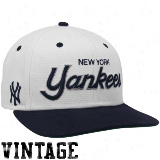 Nike New York Yankees White-black Cooperstown Snapback Adjustable Hat