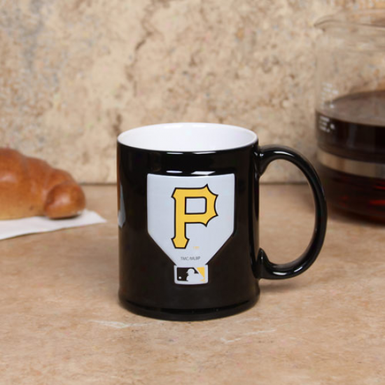 Pittsburgh Pirates Black 11oz. Ceramic Sculpted Mug