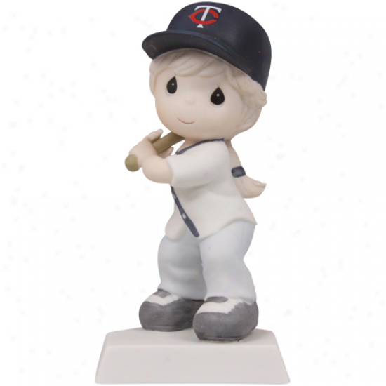 Precious Moments Minnesota Twins Girl Swing For The Fence Figurine