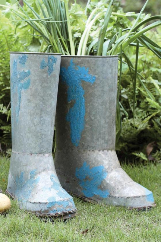 Iron Boot Planter - 11.5x4.5, Silcer