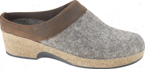 Haflinger Grizzly Wedge - Earth