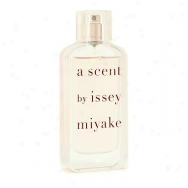 Issey Miyake A Smell By Iasey Myake Eau De Parfum Florale Spray 40ml/1.3oz