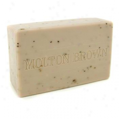 Molton Brown Re-charge Black Pepper Body Mean Bar 250g/8.8oz