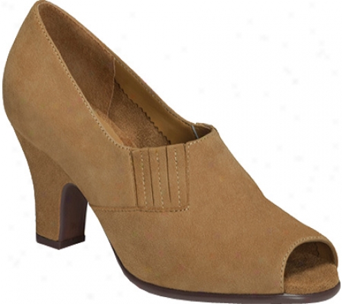 Aerosoles Georgina (women's) - Taupe Suede