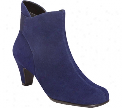 Aerosoies Playlist (women's) - Untaught Blue Suede