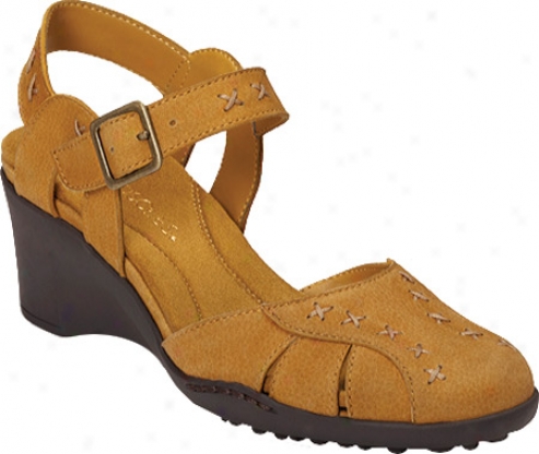 Aerosoles Torchestra (women's) - Yellow Nubuck