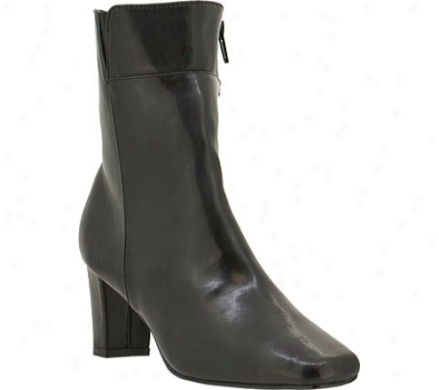 Annie Diana (women's) - Black