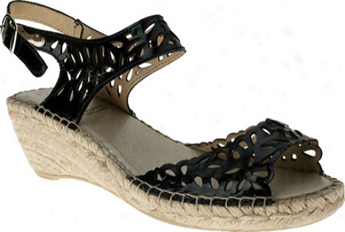 Azura Nantucket (women's) - Black Patent Lewther