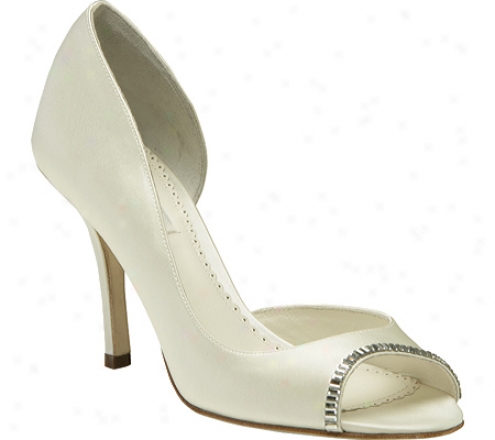 Benjamin Adams London Yasmkn (women's) - Ivory Silk