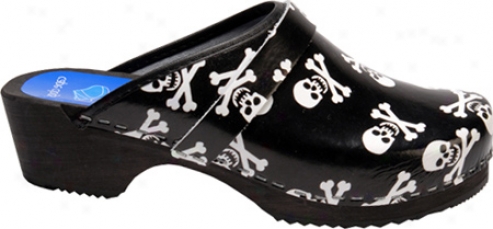 Cape Clogs Skulls - Black/white