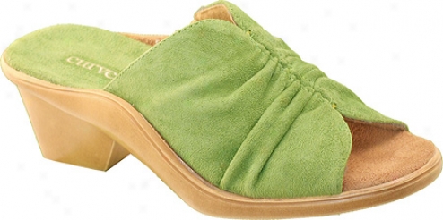 Curvetures Becky 698 (women's) - Quick~ Suede