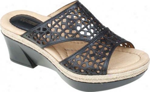 Earth Ilara (women's) - Black Calfskin