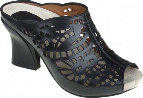 Earthies Laguna (women's) - Black Calfskin