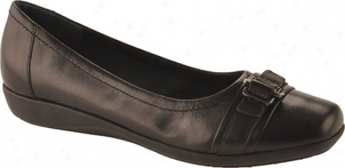 Natural Spirit Tomara (women's) - Jet Black Combo Leather