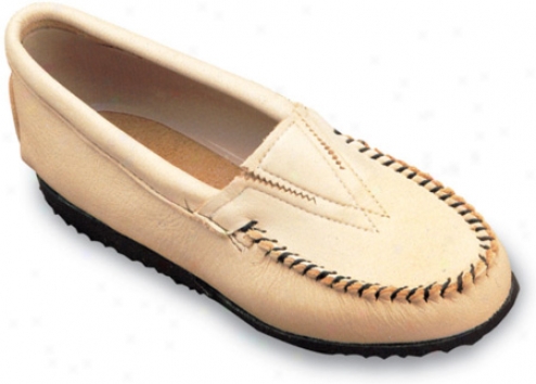 Minnetonka Deerskin Gore Front Crepe Sole (women's) - Champagne Deerskin