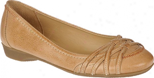 Naturalizer Inez (women's) - Caravan Sand Vintage Calf Leather