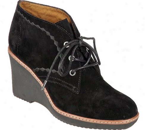 Naturalizer Kaitlyn (women's) - Black Oio Velour Suede Leather