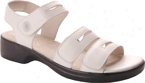Propet Shore Walker (women's) - Whire Smooth