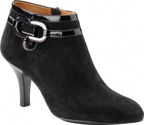 Sofft Belvedere (women's) - Black Suede