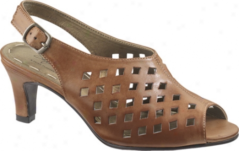 Soft Style Jacqui (women's) - Natural Brush Off