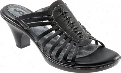 Softwalk Rio (women's) - Black Veg Kid Leather