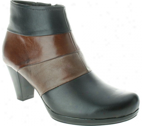 Spring Advancement Generate (women's) - Black Combo Leather