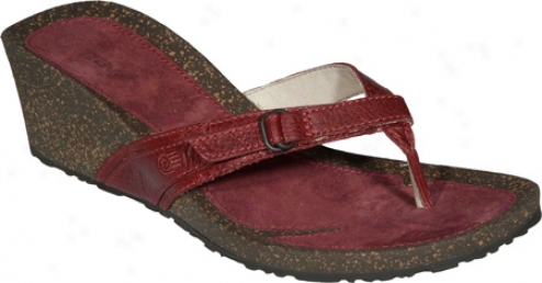 Teva Ventura Thong Wedge Leather (women's) - Rouge Action