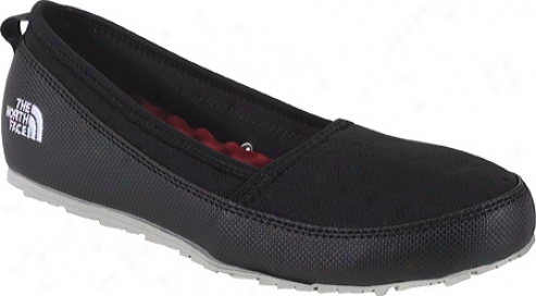 The North Confront Base Camp Slip-on (women's) - Black/black