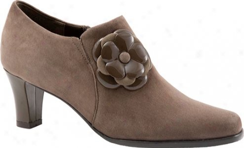 Trotters Jada (women's) - Dark Taupe Kid Suede