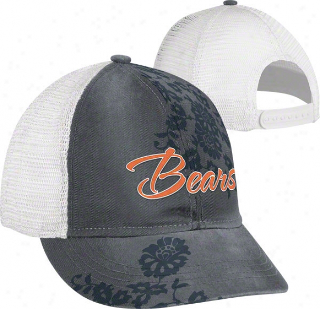 Chicago Bears Women's Hat: Short Brim Adjustable Hat