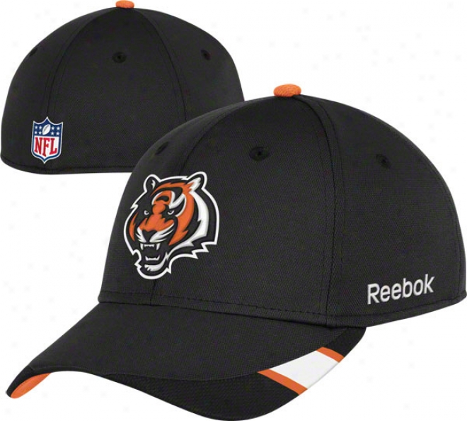 Cincinnati Bengals Flex Hat: 2011 SidelineS tructured Flex Cardinal's office