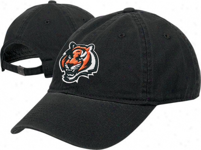 Cincinnati Bengals Wkmen's Adjustable Slouch Strapback Hat