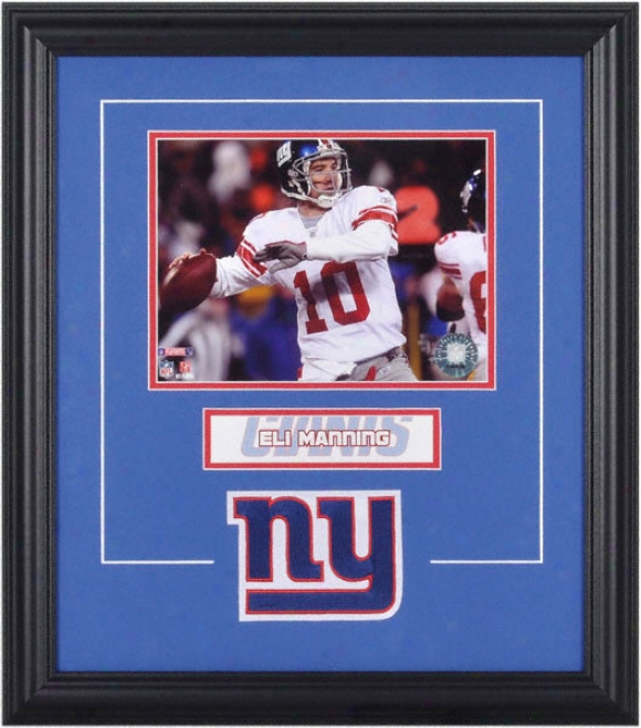 Eli Mznning Framed 6x8 Photograph With Team Logo & Plate