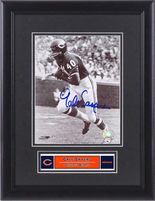 Gale Sayers Chicago Bears Framed Autographed 8x10 Photograph