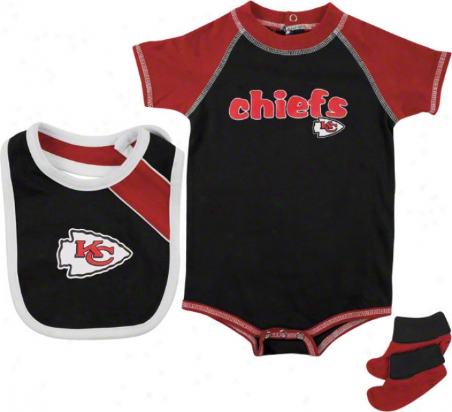 Kansas City Chiefs Infant Creeper, Bib, And Bootie Set