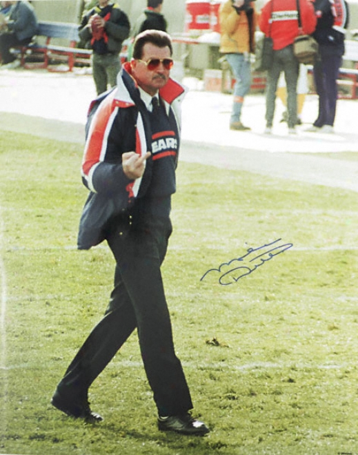 Mike Ditka Chicago Bears - Famous Bird Flip - 16x20 Autographed Photograph