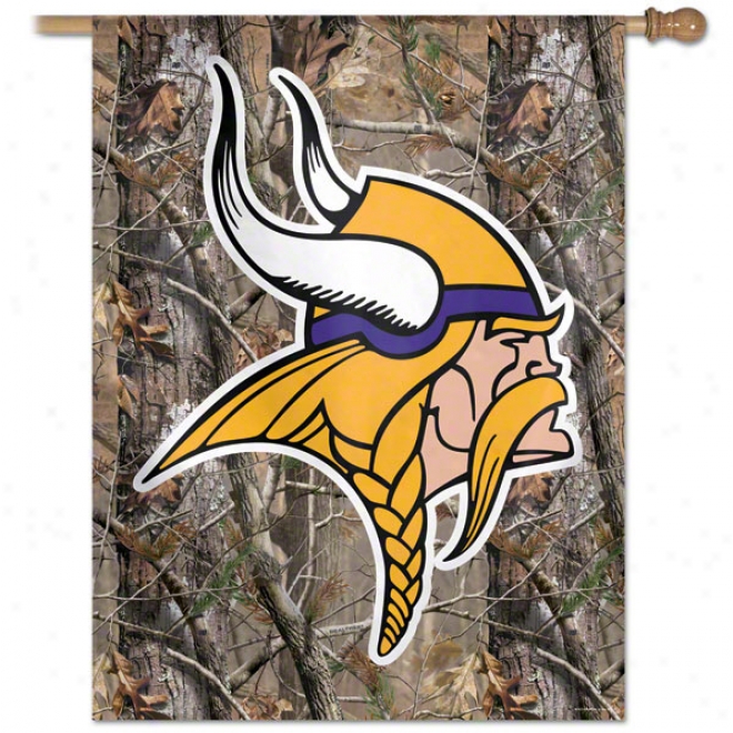 Minnesota Vikings Realtree Vertical Flag: 27x37 Bsnner