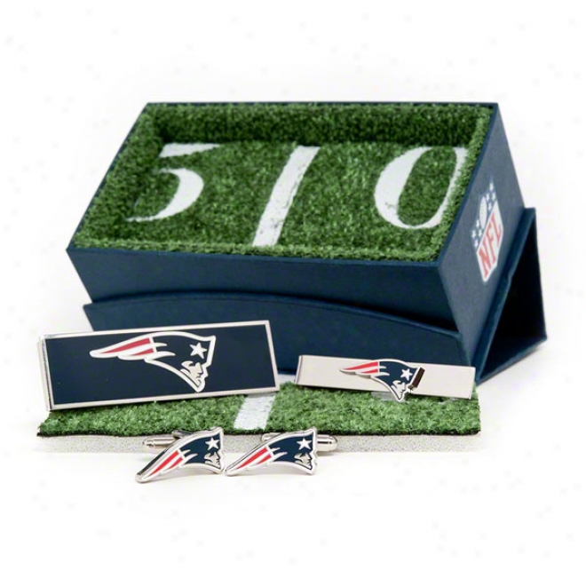 Nes England Patriots 3-piece Gift Set: Money Clip, Cufflinks & Tie Bar