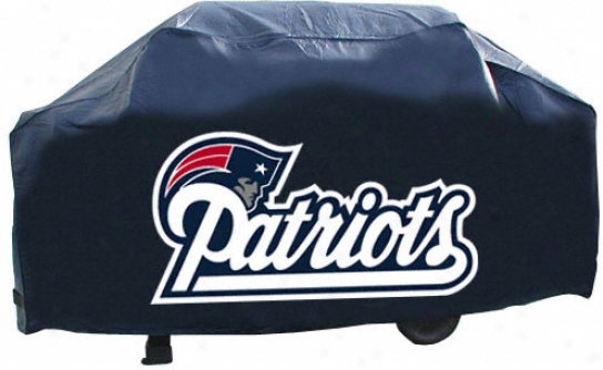 New Ehgland Patriots Deluxe Grill Cover